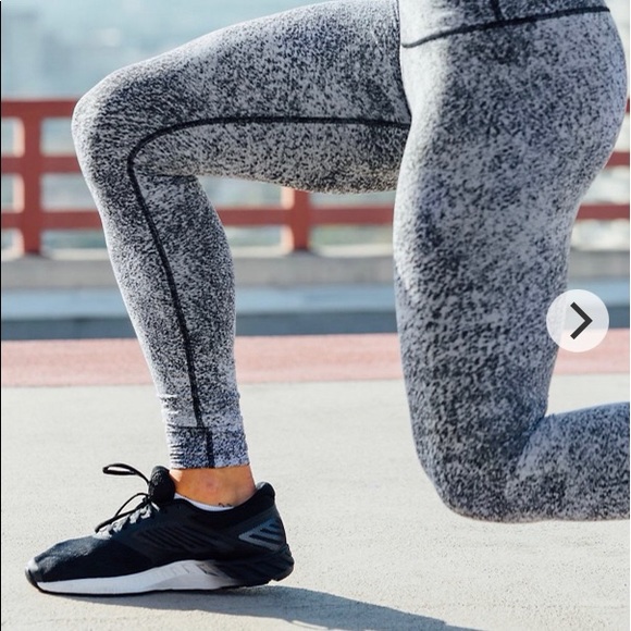 lululemon athletica Pants - 🍋lululemon WU Spray Jaquard hi rise leggings❤️EUC